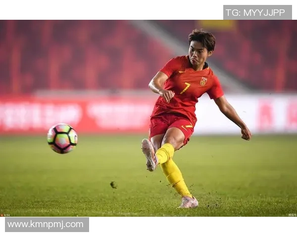 足球球星炫酷裤衩时尚秀场 打破传统球场着装风格引领潮流 足球球星炫酷裤衩时尚秀场 打破传统球场着装风格引领潮流