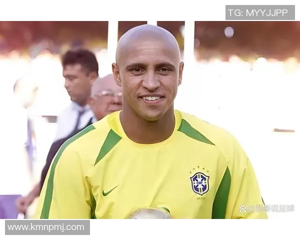 2008年足球界风云人物盘点:球场传奇与当年最佳球星回顾 2008年足球界风云人物盘点:球场传奇与当年最佳球星回顾