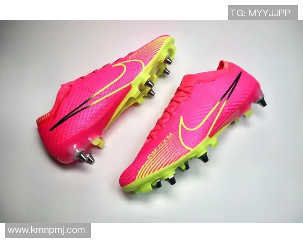 粉色球星同款足球鞋有哪些推荐精选款式解析